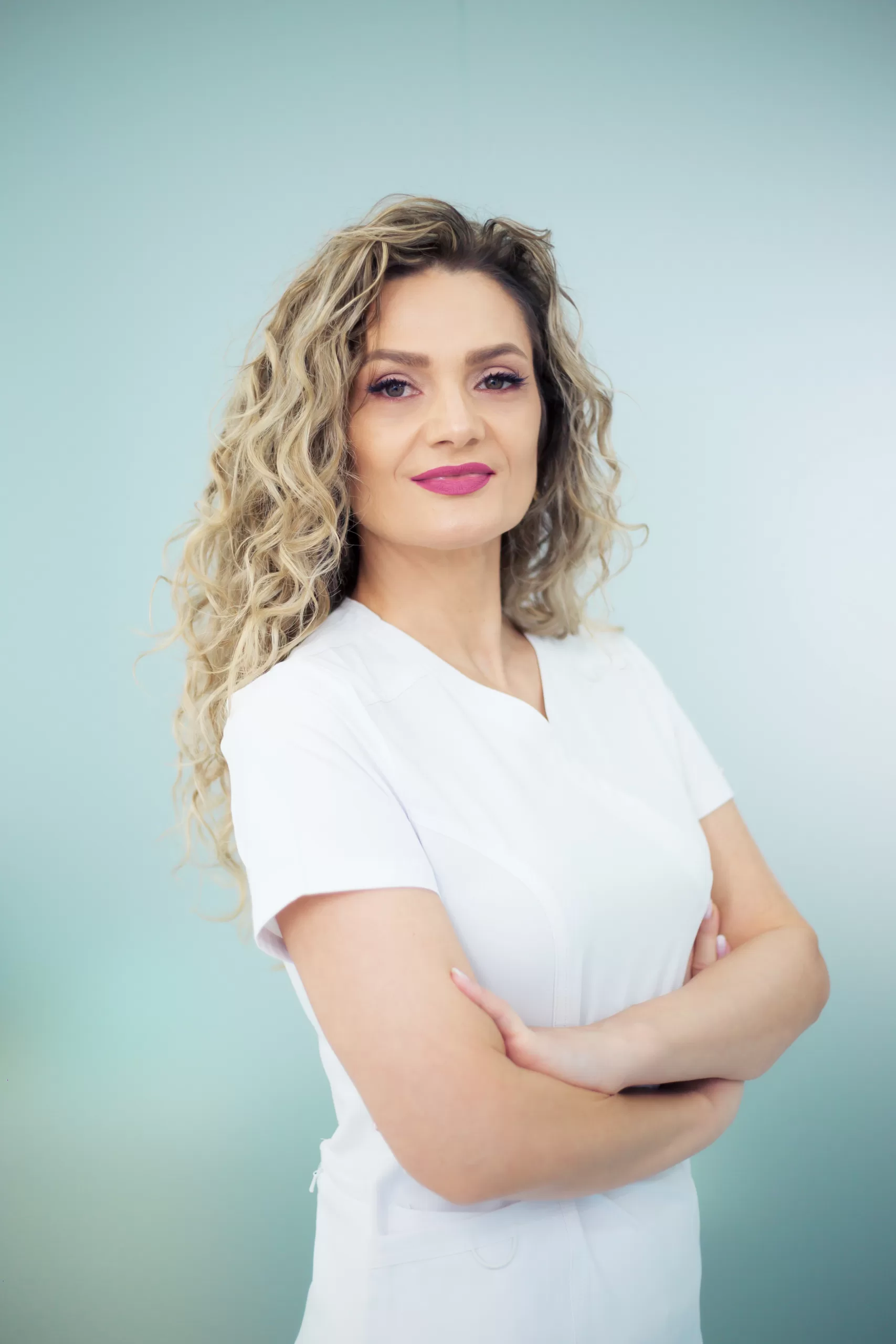 Dr. Madalina RADU - cabinet stomatologic LUXORAL